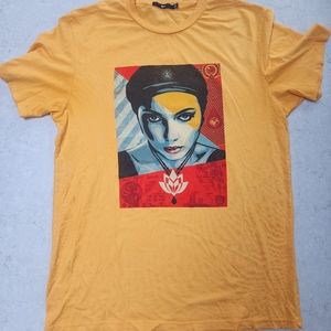 Obey tshirt